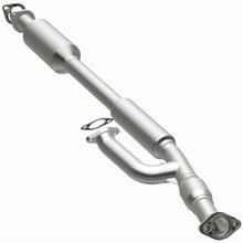 Load image into Gallery viewer, MagnaFlow Exhaust Products 5571534 California CARB Direct-Fit Catalytic Converter for Select Hyundai Tiburon