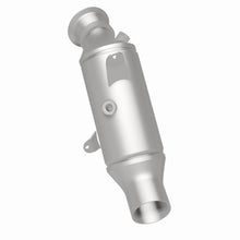 Load image into Gallery viewer, MagnaFlow Exhaust Products 5561452 California CARB Direct-Fit Catalytic Converter for Select BMW 535i GT, BMW 535i GT xDrive, BMW 535i xDrive, BMW 640i, BMW 640i Gran Coupe, BMW 640i xDrive, BMW 640i xDrive Gran Coupe, BMW 740Li, BMW 740Li xDrive, BMW