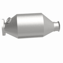 Load image into Gallery viewer, MagnaFlow Exhaust Products 3391449 California CARB Direct-Fit Catalytic Converter for Select Volkswagen Transporter
