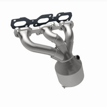 Load image into Gallery viewer, MagnaFlow Exhaust Products 5531920 California CARB Manifold Catalytic Converter for Select Ford Escape, Mercury Mariner