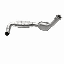 Load image into Gallery viewer, MagnaFlow Exhaust Products 51171 OEM Grade Direct-Fit Catalytic Converter for Select Ford Expedition, Ford F-150, Ford F-150 Heritage