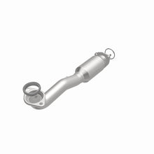 Load image into Gallery viewer, MagnaFlow Exhaust Products 5592783 California CARB Direct-Fit Catalytic Converter for Select Honda CR-V