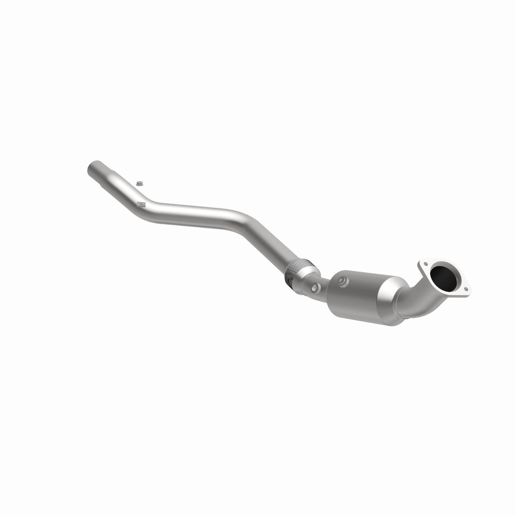 MagnaFlow Exhaust Products 49240 OEM Grade Direct-Fit Catalytic Converter for Select Chrysler 300, Dodge Challenger, Dodge Charger, Dodge Magnum