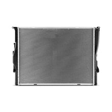 Load image into Gallery viewer, Mishimoto R2882 for Select BMW 128i, BMW 130i, BMW 323i, BMW 325i, BMW 325xi, BMW 328i, BMW 328xi, BMW 330i, BMW 330xi, BMW Z4