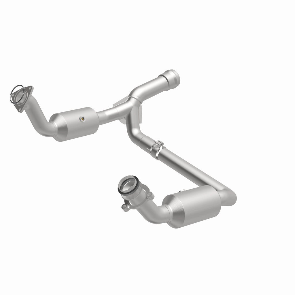 MagnaFlow Exhaust Products 280211 OEM Grade Direct-Fit Catalytic Converter for Select Cadillac Escalade, Cadillac Escalade ESV, Chevrolet Silverado 1500, Chevrolet Silverado LTD, Chevrolet Suburban, Chevrolet Tahoe, GMC Sierra 1500, GMC Sierra Limited,