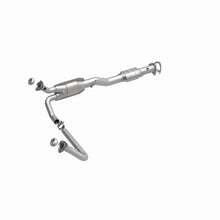 Load image into Gallery viewer, MagnaFlow Exhaust Products 458008 California CARB Direct-Fit Catalytic Converter for Select Chevrolet Astro, GMC Safari