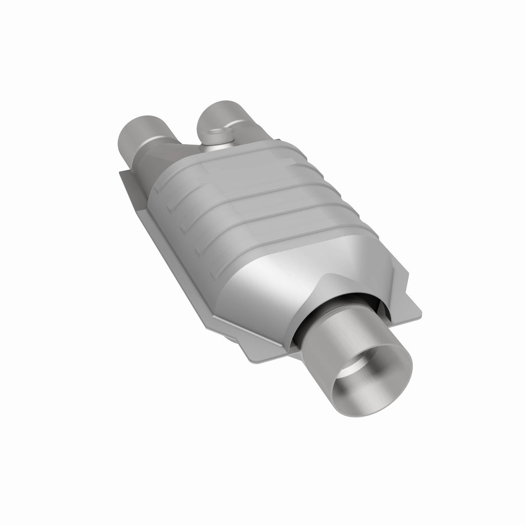 MagnaFlow Exhaust Products 3322037 California CARB Universal Catalytic Converter for Select Alfa Romeo 164, Alfa Romeo GTV-6, Alfa Romeo Milano, BMW 325i, BMW 325iX, BMW 325is, BMW 525iT, BMW 528e, BMW 528i, BMW 533i, BMW 535i, BMW 633CSi, BMW 635CSi,