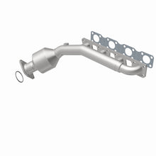 Load image into Gallery viewer, MagnaFlow Exhaust Products 52425 OEM Grade Manifold Catalytic Converter for Select INFINITI M45, INFINITI Q45
