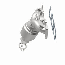 Load image into Gallery viewer, MagnaFlow Exhaust Products 52780 OEM Grade Manifold Catalytic Converter for Select Hyundai Azera, Kia Cadenza, Kia Sedona