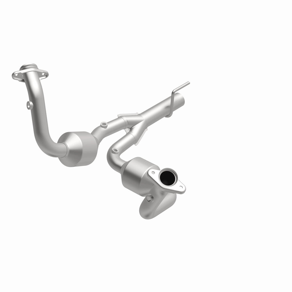 MagnaFlow Exhaust Products 23067 HM Grade Direct-Fit Catalytic Converter for Select Jeep Grand Cherokee