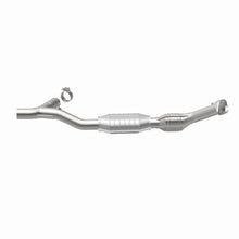 Load image into Gallery viewer, MagnaFlow Exhaust Products 23322 HM Grade Direct-Fit Catalytic Converter for Select Ford Expedition, Ford F-150, Ford F-250, Lincoln Navigator