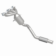 Load image into Gallery viewer, MagnaFlow Exhaust Products 290002 OEM Grade Manifold Catalytic Converter for Select Ford EcoSport
