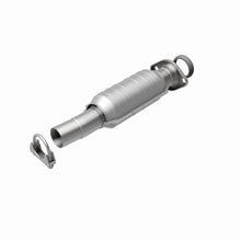 Load image into Gallery viewer, MagnaFlow Exhaust Products 24158 HM Grade Direct-Fit Catalytic Converter for Select Toyota Sienna