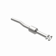 Load image into Gallery viewer, MagnaFlow Exhaust Products 5592804 California CARB Direct-Fit Catalytic Converter for Select Chevrolet Captiva Sport, Chevrolet Equinox, GMC Terrain