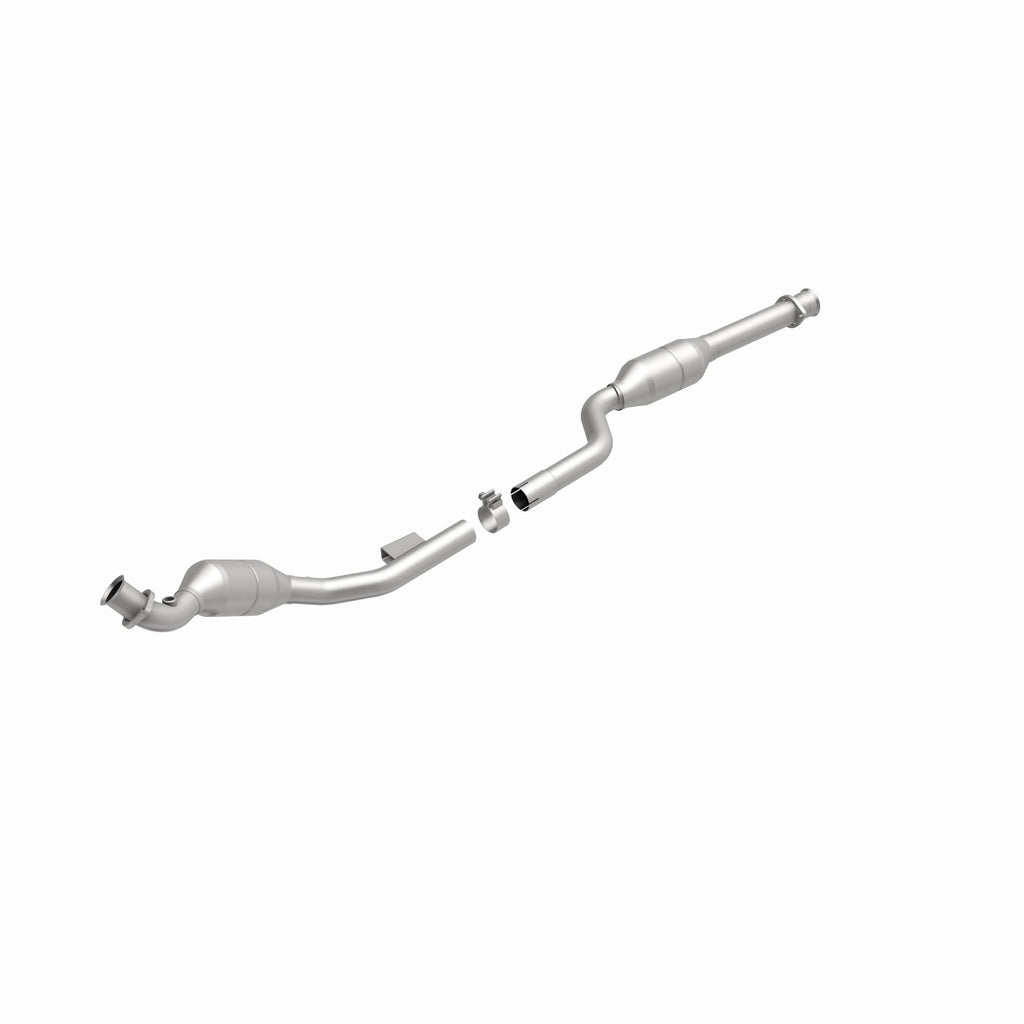 MagnaFlow Exhaust Products 51422 OEM Grade Direct-Fit Catalytic Converter for Select Mercedes-Benz E320
