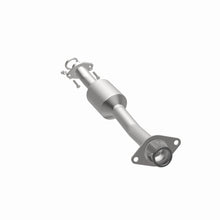 Load image into Gallery viewer, MagnaFlow Exhaust Products 52689 OEM Grade Direct-Fit Catalytic Converter for Select Chevrolet City Express, Nissan NV200