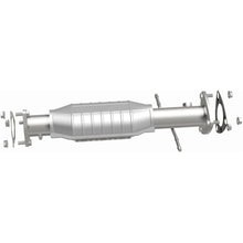Load image into Gallery viewer, MagnaFlow Exhaust Products 447214 California CARB Direct-Fit Catalytic Converter for Select Chevrolet S10, GMC Sonoma, Isuzu Hombre
