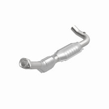 Load image into Gallery viewer, MagnaFlow Exhaust Products 93390 HM Grade Direct-Fit Catalytic Converter for Select Ford E-150 Econoline, Ford E-150 Econoline Club Wagon