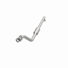 Load image into Gallery viewer, MagnaFlow Exhaust Products 3391438 California CARB Direct-Fit Catalytic Converter for Select Chevrolet Lumina APV, Oldsmobile Silhouette, Pontiac Trans Sport
