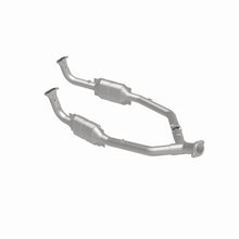 Load image into Gallery viewer, MagnaFlow Exhaust Products 49720 OEM Grade Direct-Fit Catalytic Converter for Select Land Rover Discovery