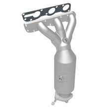 Load image into Gallery viewer, MagnaFlow Exhaust Products 50911 HM Grade Manifold Catalytic Converter for Select Suzuki Verona