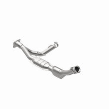 Load image into Gallery viewer, MagnaFlow Exhaust Products 24414 HM Grade Direct-Fit Catalytic Converter for Select Ford Expedition
