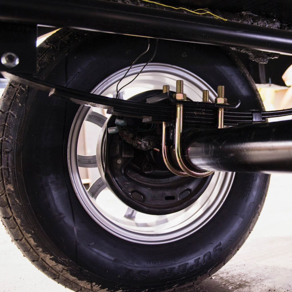 CURT 297427 Trailer Axle U-Bolt Mounting Kit, 3,500-lb. Axles, 2-3/8" Axle Tube, 1/2"-20
