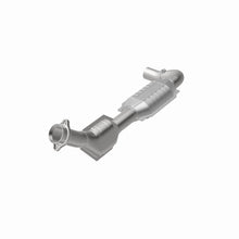 Load image into Gallery viewer, MagnaFlow Exhaust Products 447179 California CARB Direct-Fit Catalytic Converter for Select Ford E-150 Econoline, Ford E-150 Econoline Club Wagon, Ford E-250 Econoline