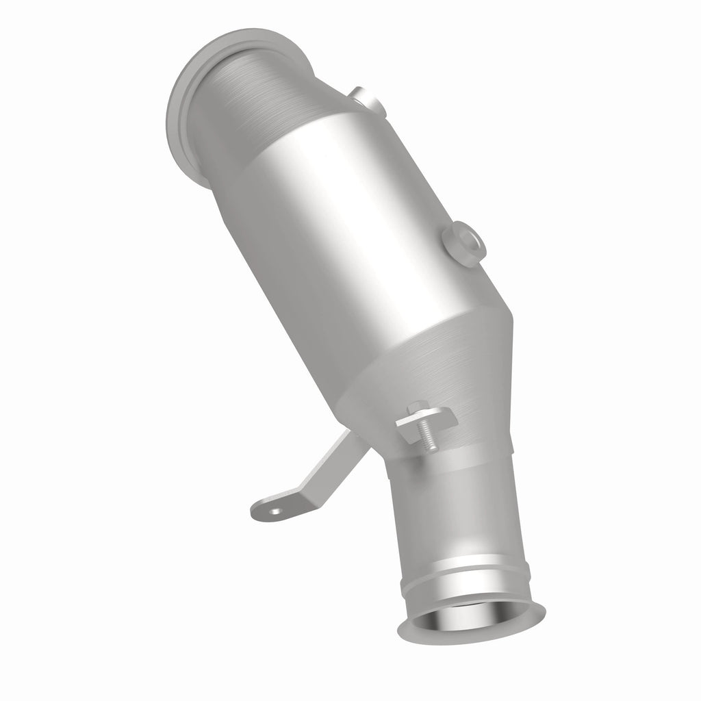 MagnaFlow Exhaust Products 52245 OEM Grade Direct-Fit Catalytic Converter for Select BMW 335i, BMW 335i GT xDrive, BMW 335i xDrive, BMW 435i, BMW 435i Gran Coupe, BMW 435i xDrive, BMW 435i xDrive Gran Coupe, BMW M2, BMW M235i, BMW M235i xDrive