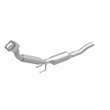 Load image into Gallery viewer, MagnaFlow Exhaust Products 5461526 California CARB Direct-Fit Catalytic Converter for Select Volkswagen Beetle, Volkswagen Golf, Volkswagen Jetta