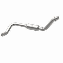 Load image into Gallery viewer, MagnaFlow Exhaust Products 5451651 California CARB Direct-Fit Catalytic Converter for Select Chrysler Aspen, Dodge Durango