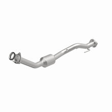 Load image into Gallery viewer, MagnaFlow Exhaust Products 4451217 California CARB Direct-Fit Catalytic Converter for Select Chevrolet Trailblazer, GMC Envoy, Oldsmobile Bravada
