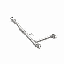 Load image into Gallery viewer, MagnaFlow Exhaust Products 52612 OEM Grade Direct-Fit Catalytic Converter for Select Chevrolet Colorado, GMC Canyon