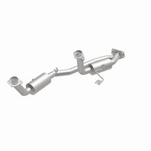 Load image into Gallery viewer, MagnaFlow Exhaust Products 4551079 California CARB Direct-Fit Catalytic Converter for Select Ford Freestar, Mercury Monterey