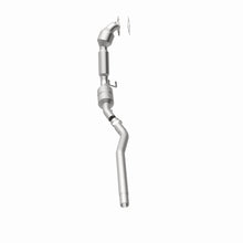Load image into Gallery viewer, MagnaFlow Exhaust Products 5582408 California CARB Direct-Fit Catalytic Converter for Select Volkswagen Tiguan
