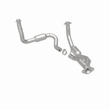 Load image into Gallery viewer, MagnaFlow Exhaust Products 24471 HM Grade Direct-Fit Catalytic Converter for Select Jeep Grand Cherokee