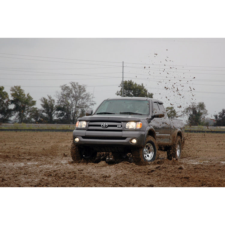 2.5-Inch-Toyota-Suspension-Lift-Kit-WN3-Struts-And-Shocks-Rough-Country