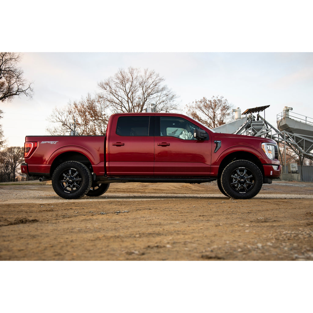 2.0-Inch-Ford-Leveling-Kit-WN3-Struts-And-V2-Shocks-For-2021-F-150-Rough-Country