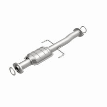 Load image into Gallery viewer, MagnaFlow Exhaust Products 447218 California CARB Direct-Fit Catalytic Converter for Select Toyota Tacoma