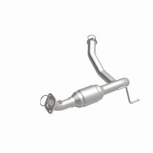 Load image into Gallery viewer, MagnaFlow Exhaust Products 23984 HM Grade Direct-Fit Catalytic Converter for Select Toyota 4Runner, Toyota FJ Cruiser