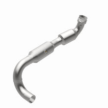 Load image into Gallery viewer, MagnaFlow Exhaust Products 4583238 California CARB Direct-Fit Catalytic Converter for Select Ford F-150