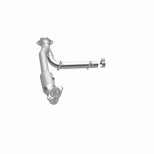 Load image into Gallery viewer, MagnaFlow Exhaust Products 4651508 California CARB Direct-Fit Catalytic Converter for Select Lincoln Navigator