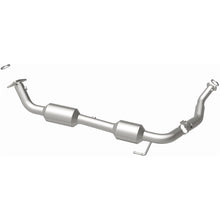 Load image into Gallery viewer, MagnaFlow Exhaust Products 5481625 California CARB Direct-Fit Catalytic Converter for Select Toyota Tundra
