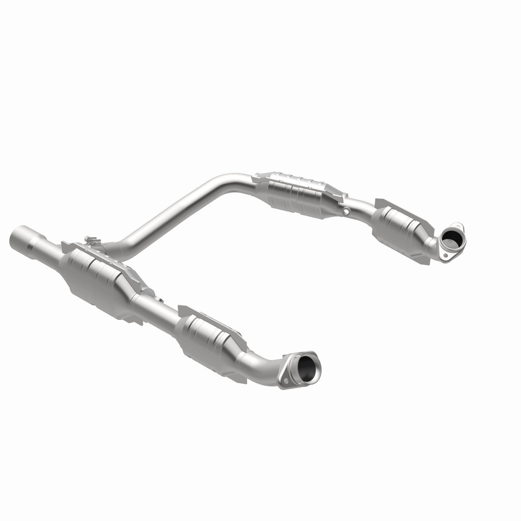 MagnaFlow Exhaust Products 49439 OEM Grade Direct-Fit Catalytic Converter for Select Ford E-150, Ford E-150 Club Wagon, Ford E-250, Ford E-350 Club Wagon, Ford E-350 Super Duty, Ford E-450 Super Duty