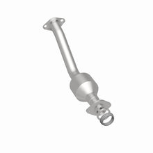 Load image into Gallery viewer, MagnaFlow Exhaust Products 52110 OEM Grade Direct-Fit Catalytic Converter for Select Nissan Juke