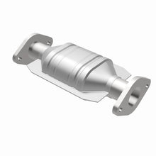 Load image into Gallery viewer, MagnaFlow Exhaust Products 457011 California CARB Direct-Fit Catalytic Converter for Select Kia Spectra