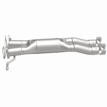 Load image into Gallery viewer, MagnaFlow Exhaust Products 557020 California CARB Direct-Fit Catalytic Converter for Select Ford Taurus, Lincoln MKS