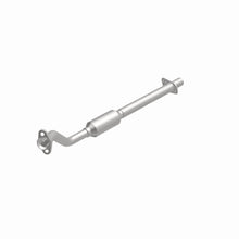 Load image into Gallery viewer, MagnaFlow Exhaust Products 3391165 California CARB Direct-Fit Catalytic Converter for Select Chevrolet Lumina APV, Oldsmobile Silhouette, Pontiac Trans Sport