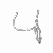 Load image into Gallery viewer, MagnaFlow Exhaust Products 5551457 California CARB Direct-Fit Catalytic Converter for Select Ram