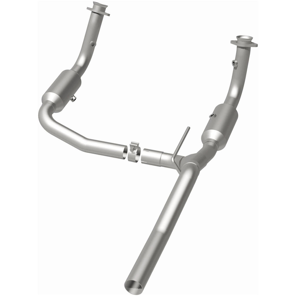 MagnaFlow Exhaust Products 52148 OEM Grade Direct-Fit Catalytic Converter for Select Dodge Nitro, Jeep Liberty